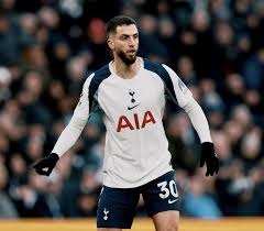 新加坡游泳世锦赛奖牌亮相 回收10万铝罐再循环制成